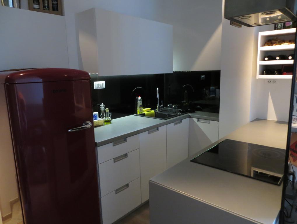 Apartment Andrija Baška Voda Eksteriør bilde