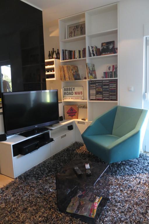 Apartment Andrija Baška Voda Eksteriør bilde