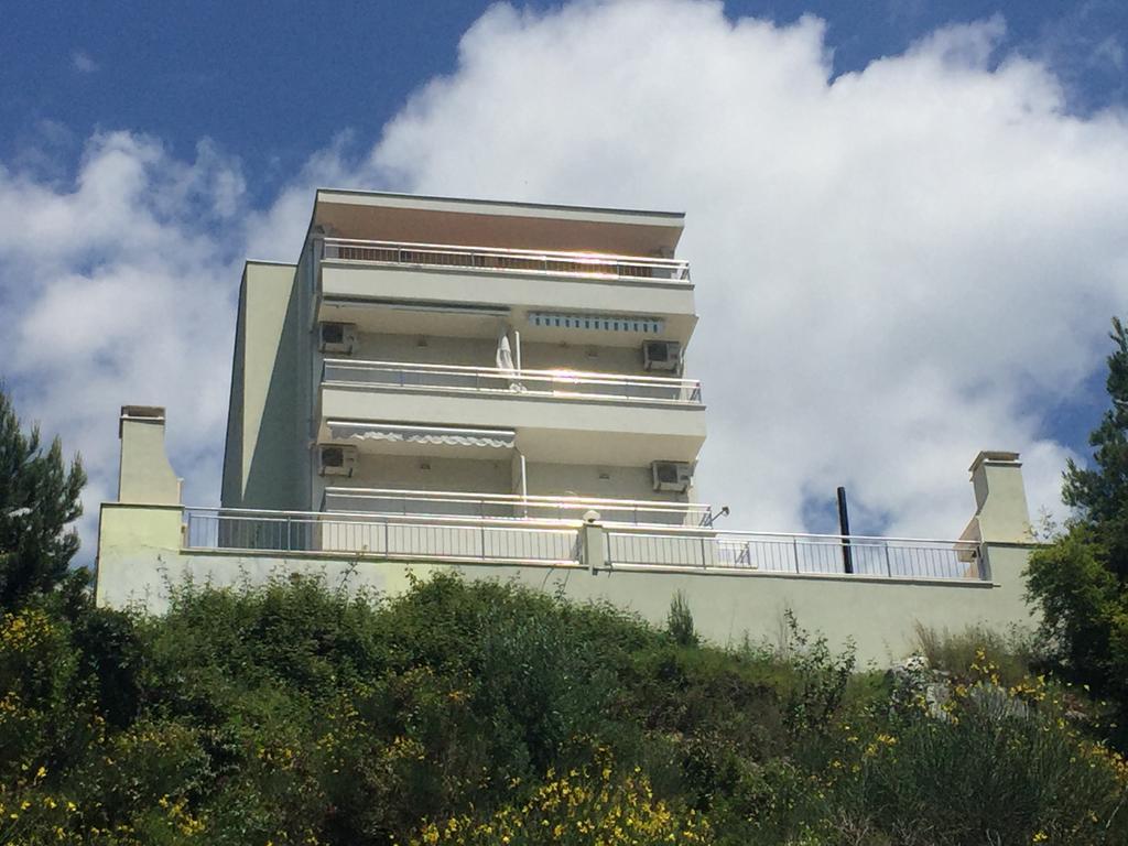 Apartment Andrija Baška Voda Eksteriør bilde